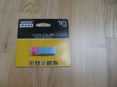 Pendrive 16GB GoodRam Colour